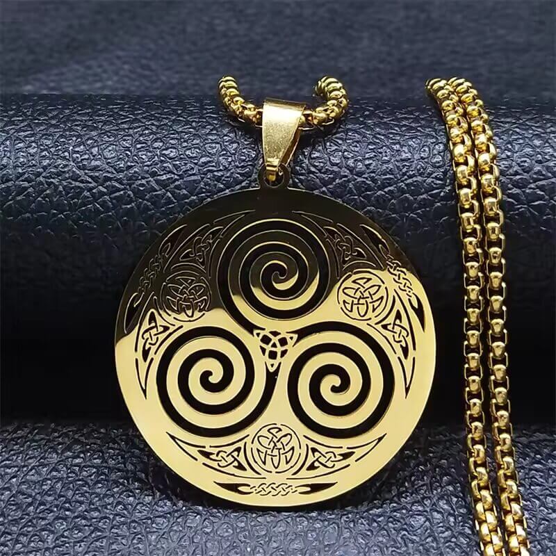 Celtic Triskelion Pendant Necklace with Trinity Knot Engraving