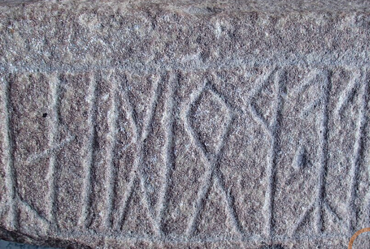 Elder Futhark Runes in Jewelry: Real Meanings Behind Popular Viking Pieces