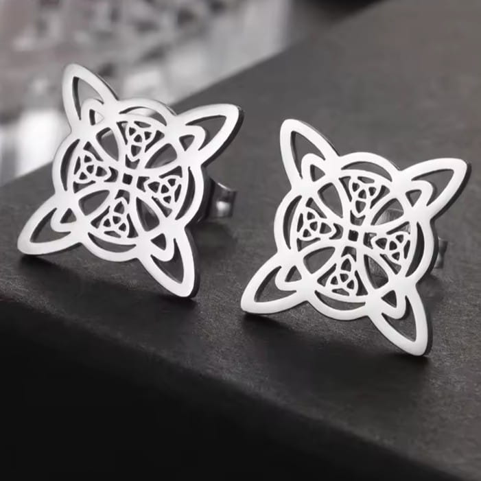 Celtic Knot Star Stud Earrings in Stainless Steel