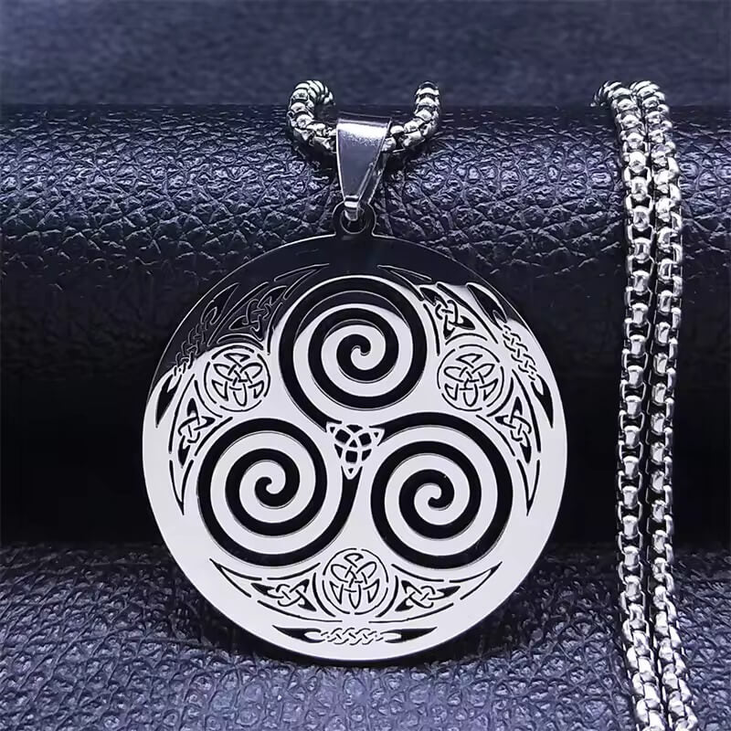 Celtic Triskelion Pendant Necklace with Trinity Knot Engraving
