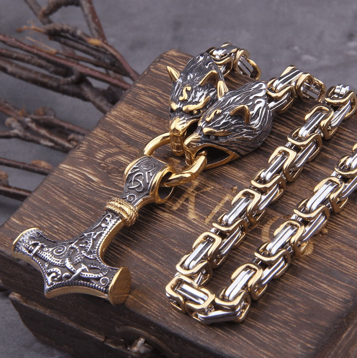 Fenrir Sun-Eater Wolf of Ragnarok Mjolnir King’s Chain in Gold & Steel.-7