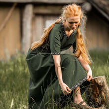 Green Short Sleeve Viking Dress | Embroidered Viking Woman’s Gown-2-Viking Warrior