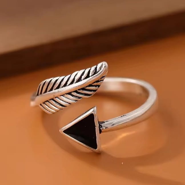 Nordic Tyr Feather Arrow Ring | Sterling Silver Open Band