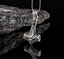Viking Thor's Hammer Mjolnir pendant in sterling silver, featuring intricate Mammen style knotwork.