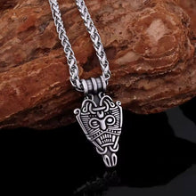 Viking silver-tone Odin mask arrowhead pendant on a thick chain, featuring intricate Norse knotwork.