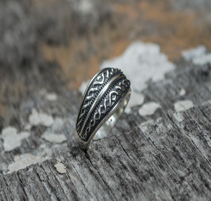 Beautiful Ring with Viking Ornament Sterling Silver Unique Jewelry-1