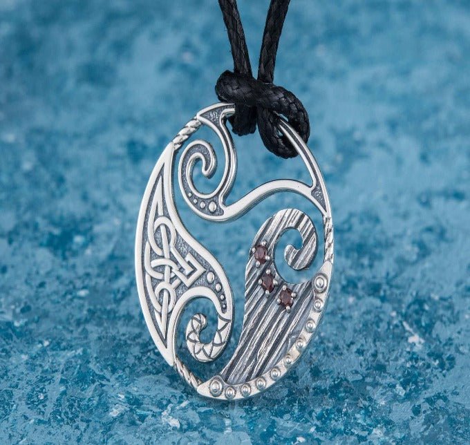 Circle Shield Pendant with Triskelion and CZ Ornament Sterling Silver Norse Jewelry-5