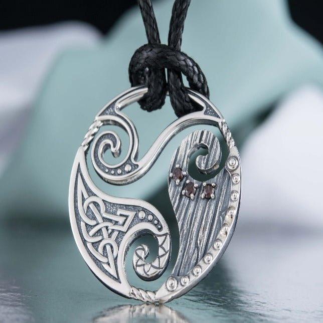 Circle Shield Pendant with Triskelion and CZ Ornament Sterling Silver Norse Jewelry-6