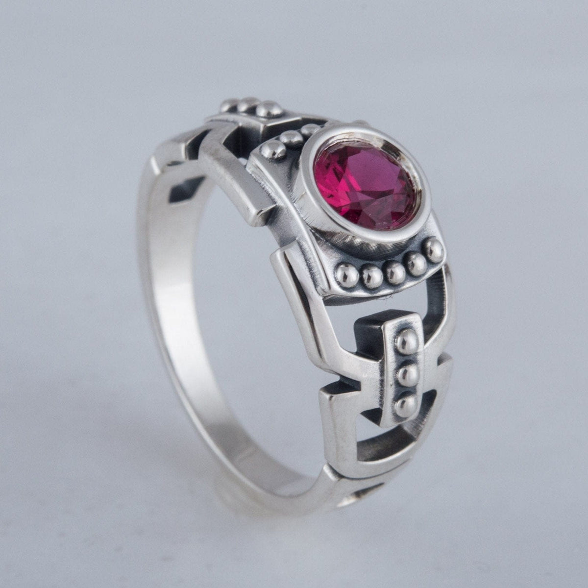 Fashion Ring with Red Cubic Zirconia Sterling Silver Jewelry-2