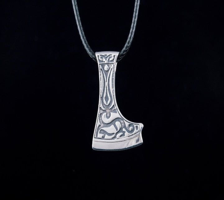 Perun&#39;s Axe Sterling Silver Pendant with Deer Ornament Reconstruction-2