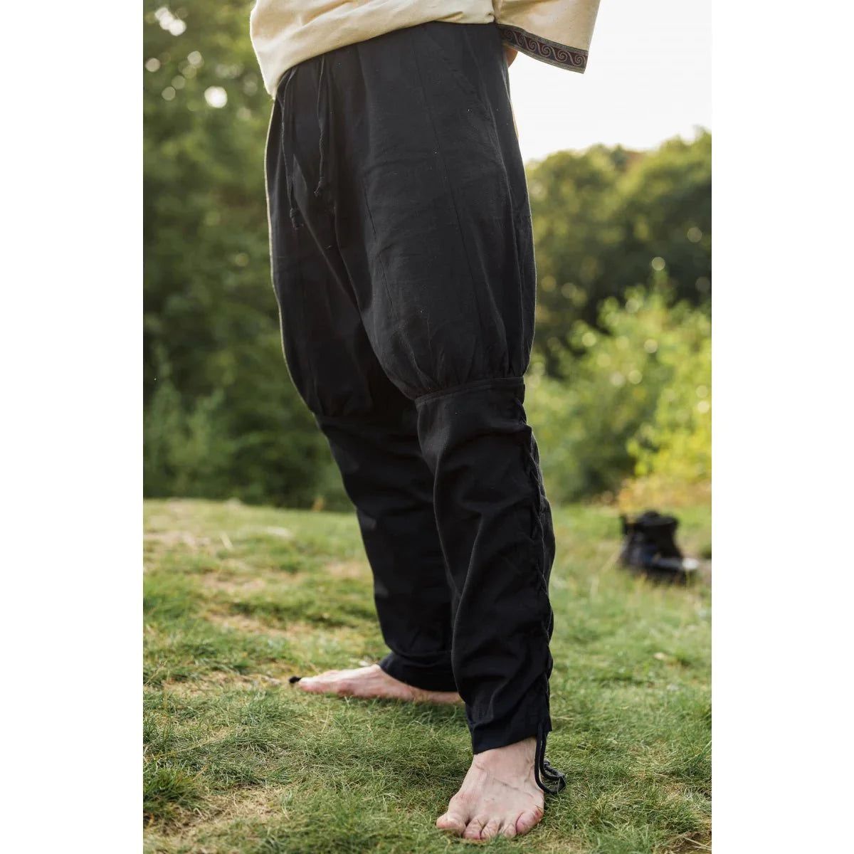 black viking pant authentic cut in cotton with leg lacing 
