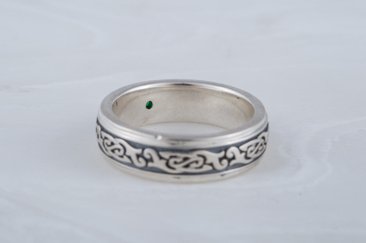 Ring with Green Gem and Ornament Sterling Silver Fashion Jewelry-4