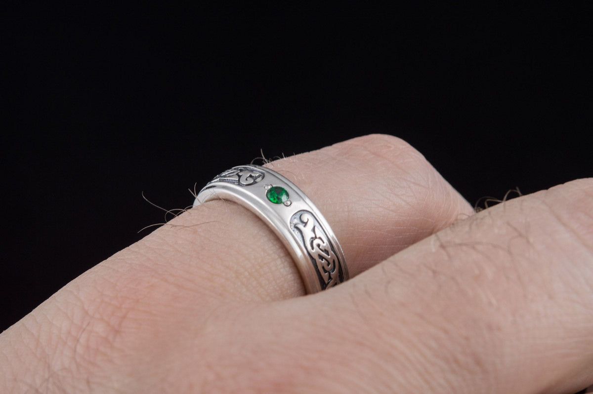 Ring with Green Gem and Ornament Sterling Silver Fashion Jewelry-7