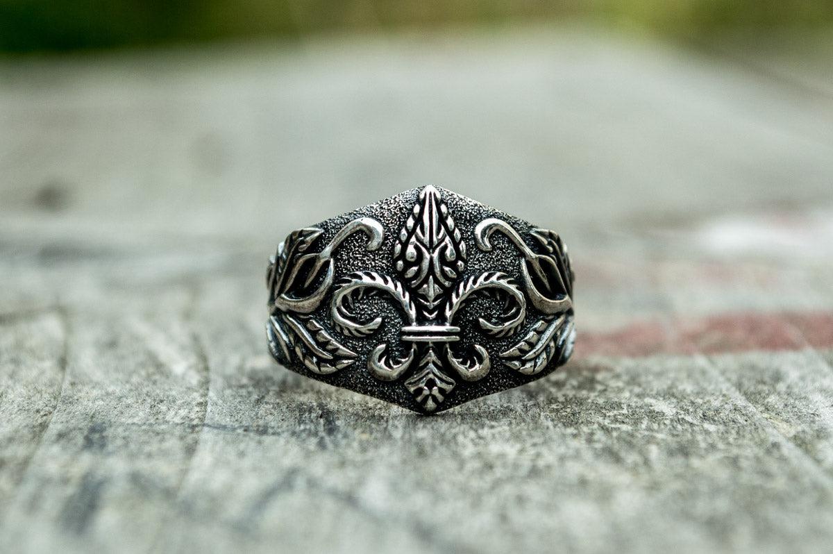 Ring with Heraldic Lilia Sterling Silver Handcrafted Jewelry-6