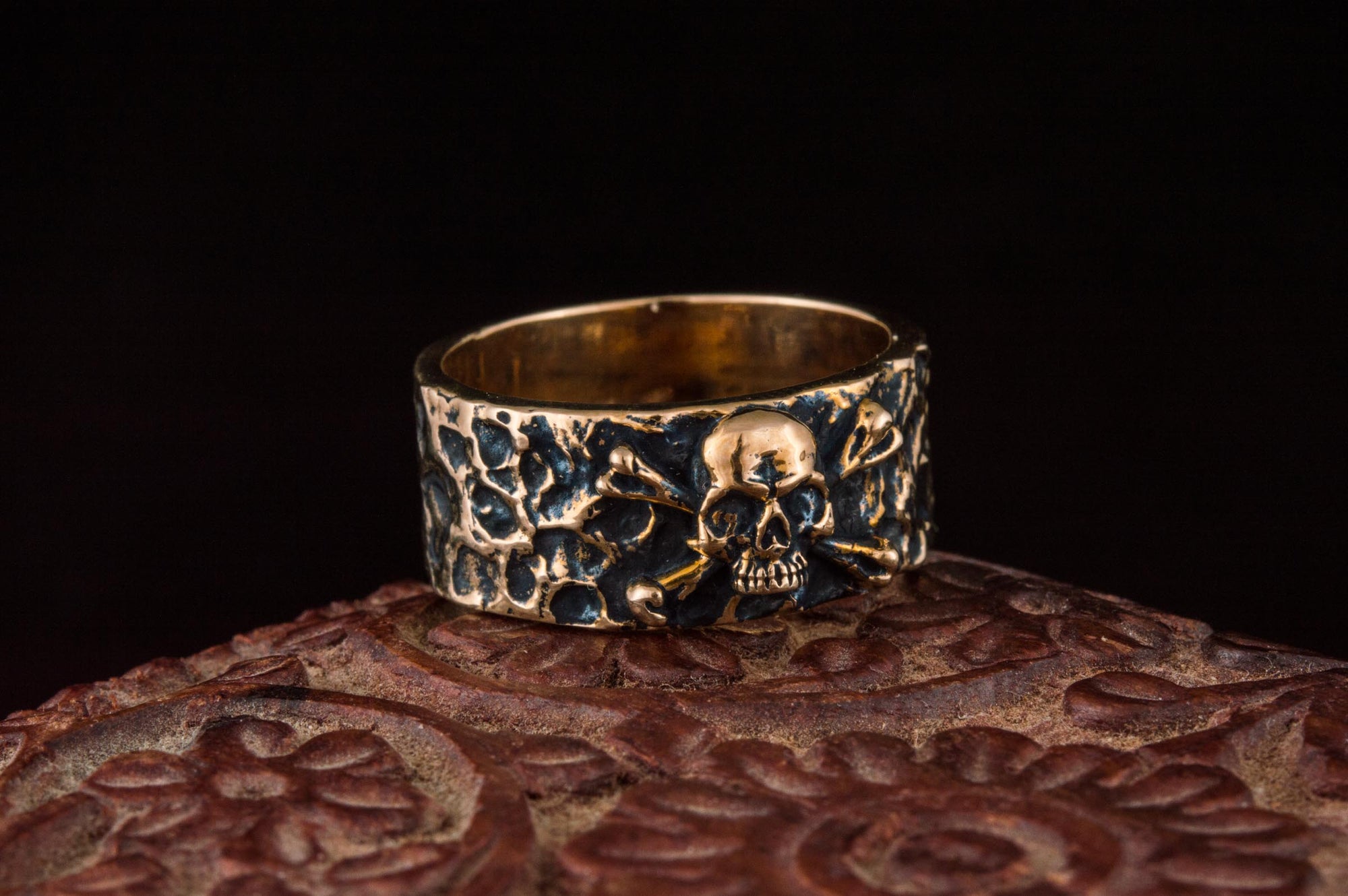 Ring with Jolly Roger Symbol Bronze Unique Jewelry-1