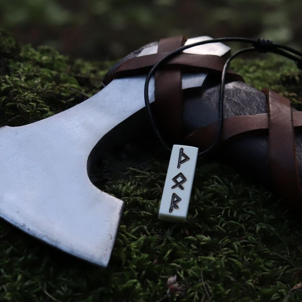 Rune Carved Viking Necklace – Deer Bone Pendant