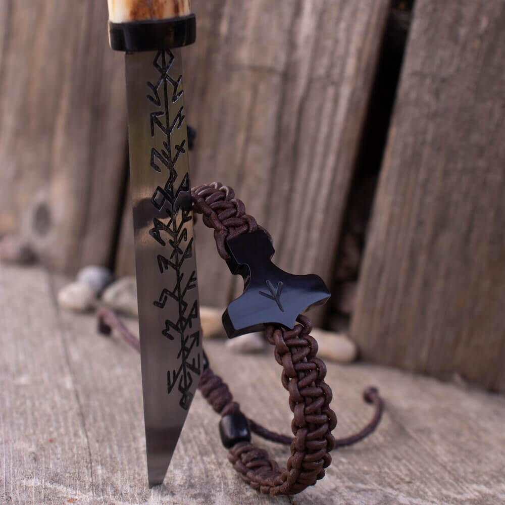 Thor’s Hammer Bone-Black Pendant Braid Bracelet