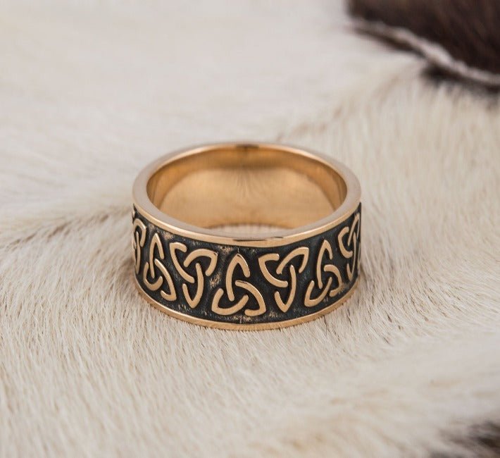 Triquetra Symbol Bronze Ring-3