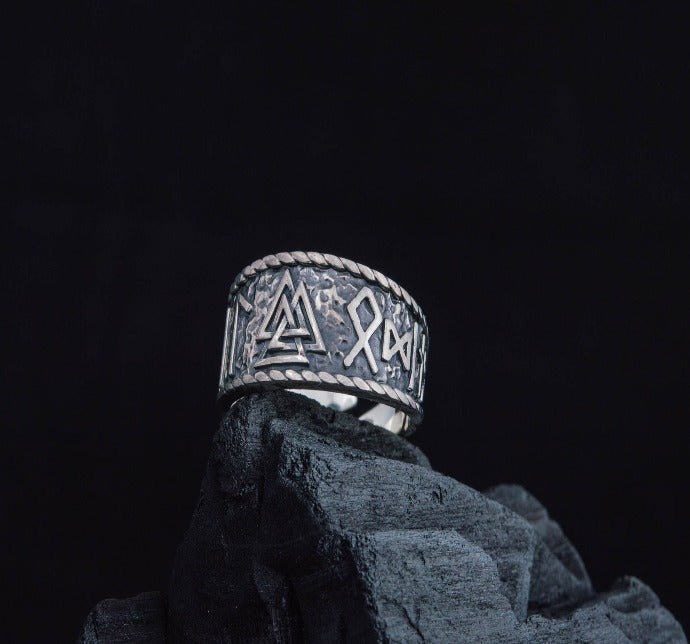 Valknut Symbol With HAIL ODIN Runes Sterling Silver Pagan Ring-1
