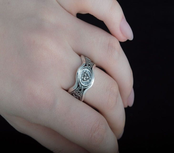 Valknut Symbol With HAIL ODIN Runes Sterling Silver Viking Ring-4