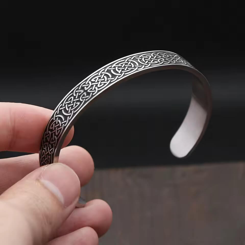 Viking Celtic Knotwork Cuff Bracelet | Endless Knot Design