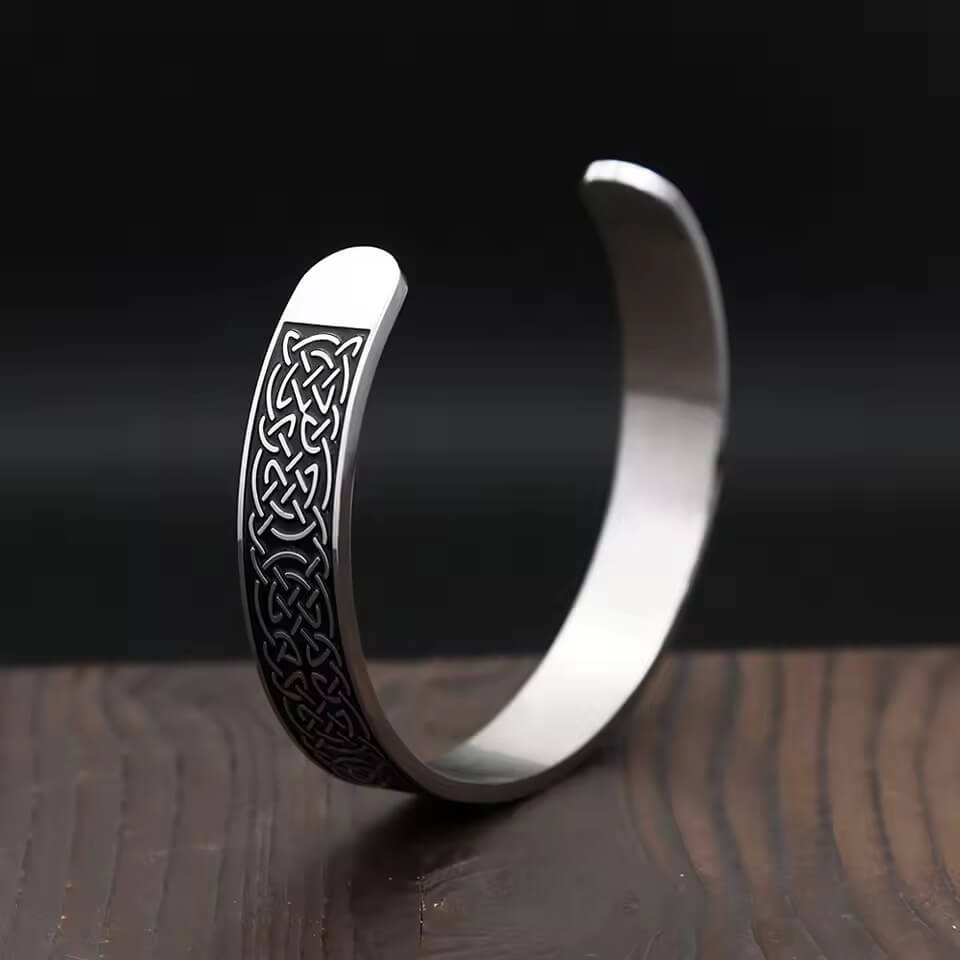 Viking Celtic Knotwork Cuff Bracelet | Endless Knot Design