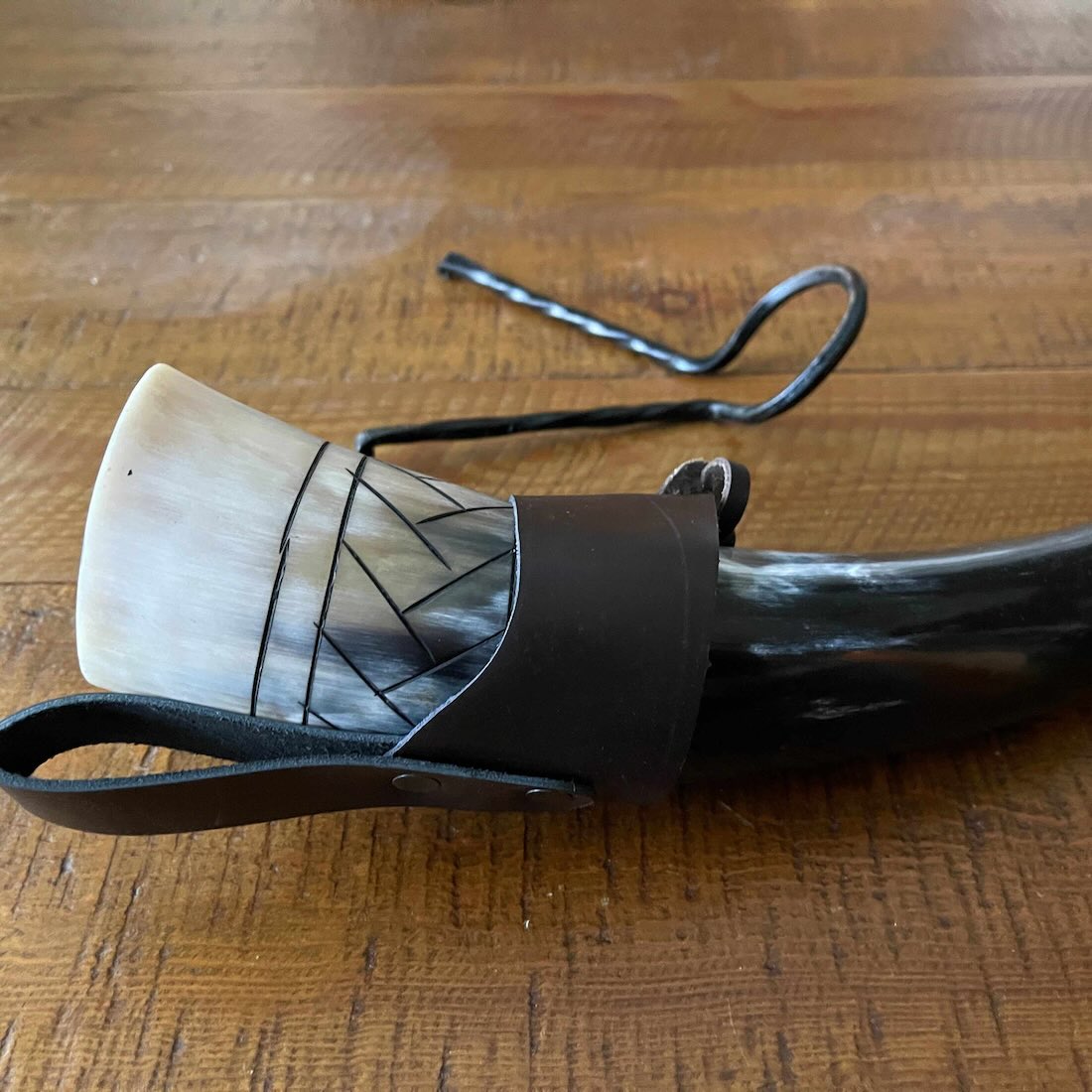 Viking Drinking Horn with Belt Loop and Iron Stand - Scale Pattern