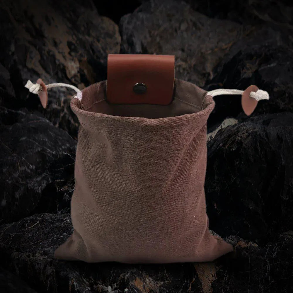 Viking Foraging Belt Pouch - Folds Away into Belt Clip when Empty