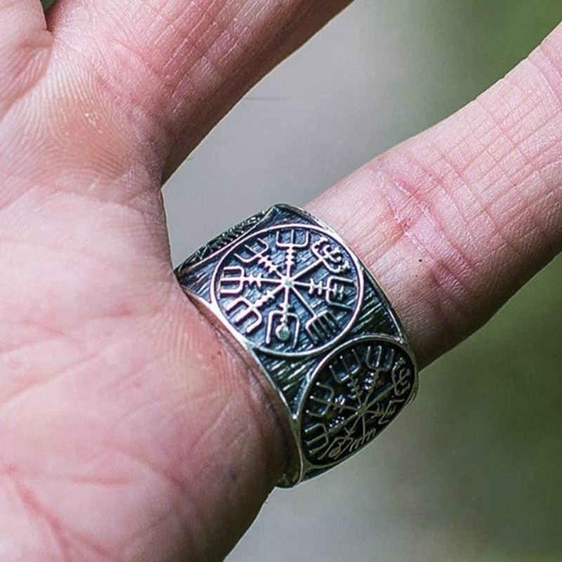 Viking Vegvisir Knuckle Ring-4