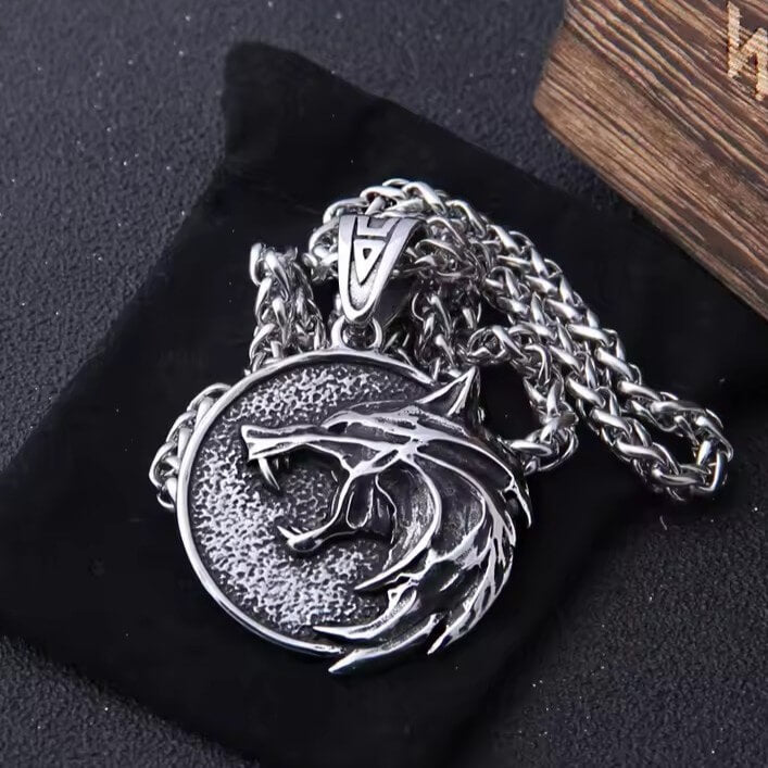 Viking Wolf Head Necklace Jewelry 